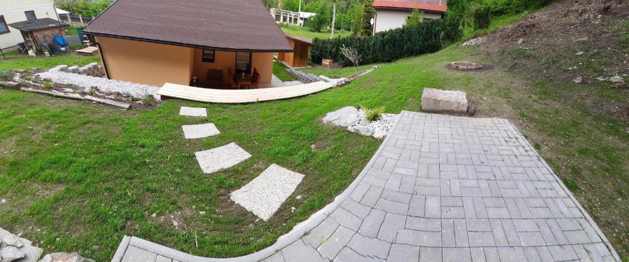 Riverside Retreat: New House With Garden By Jizera And Bike Path